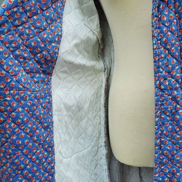 Vintage 70s Handmade Blue Red Apple Quilted Belted Housecoat Robe Trench Coat - Picture 4 of 6